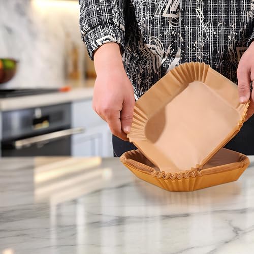 Disposable Air Fryer Liners 9” – Greaseproof Parchment Paper for Ninja, Tower & COSORI Air Fryers, Heat Resistant up to 220°C (50 Pieces)