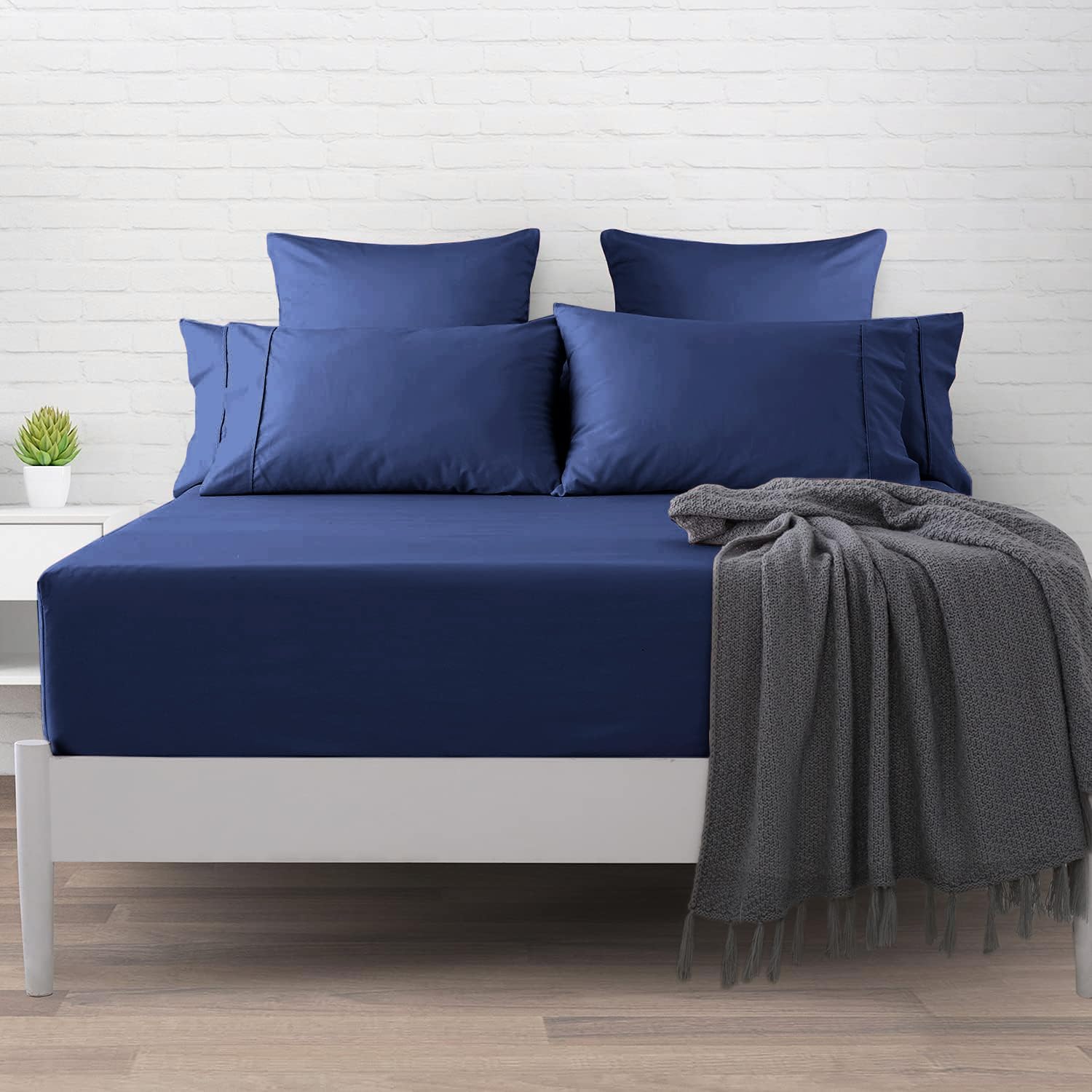 Extra Deep Fitted Bed Sheet 40 cm – Double Size, Brushed Microfiber, Soft Breathable